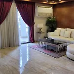 Vintage Luxury Apartment With Private Garden - New Cairo